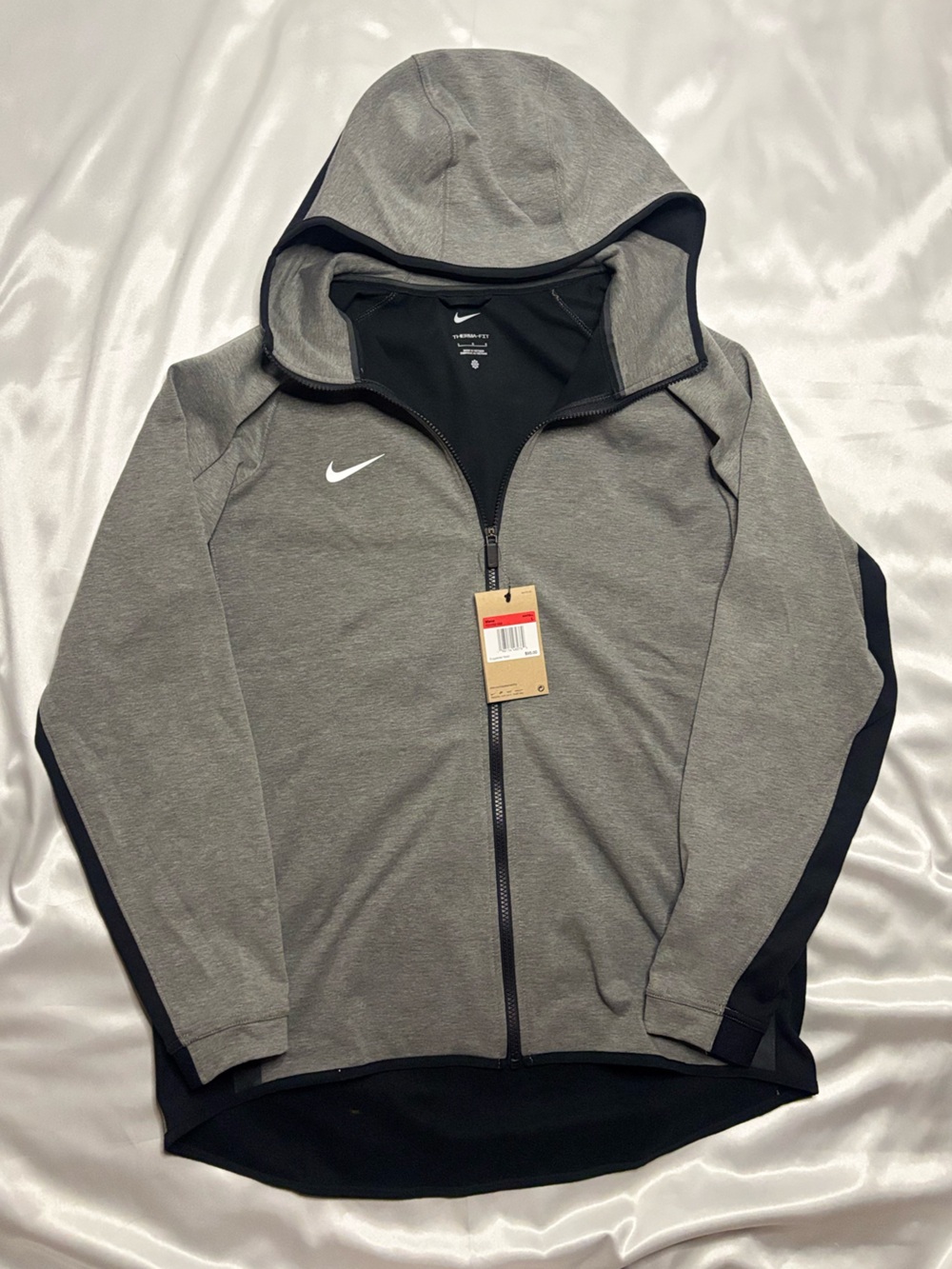 Nike Men’s Light Grey Full-Zip Hooded Performance Jacket
